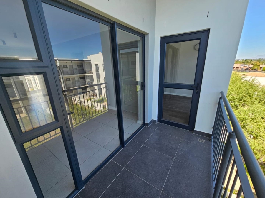 To Let 2 Bedroom Property for Rent in Sonstraal Heights Western Cape